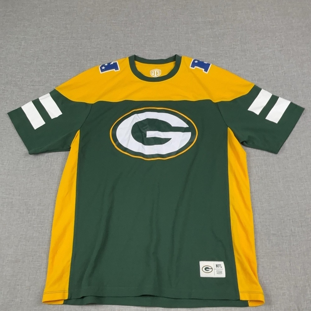 Green Bay Packers Shirt Mens Large Green NFL Football OTS Graphic Crewneck Tee